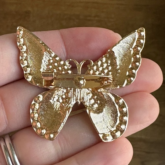 Vintage Style Pink Enamel & Rhinestone Butterfly Brooch | Gold Tone Pin | NEW - Picture 2 of 4